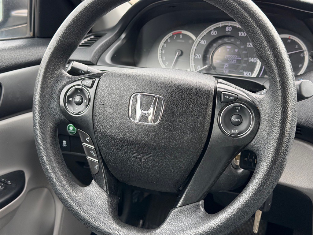 2015 Honda Accord Image 12