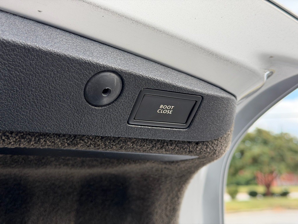 2012 Bentley Continental Image 14