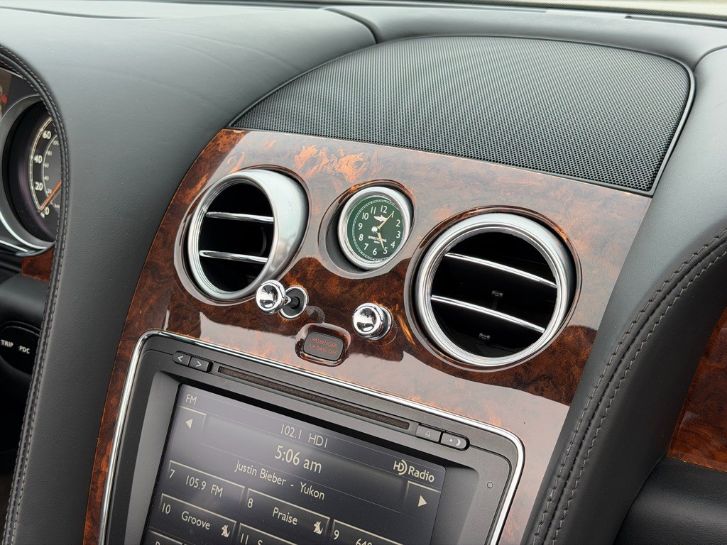 2012 Bentley Continental Image 18