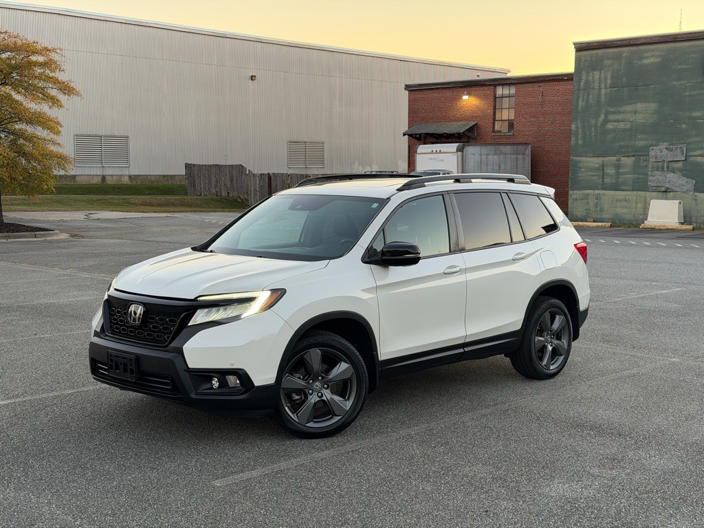 2019 Honda Passport Image 2