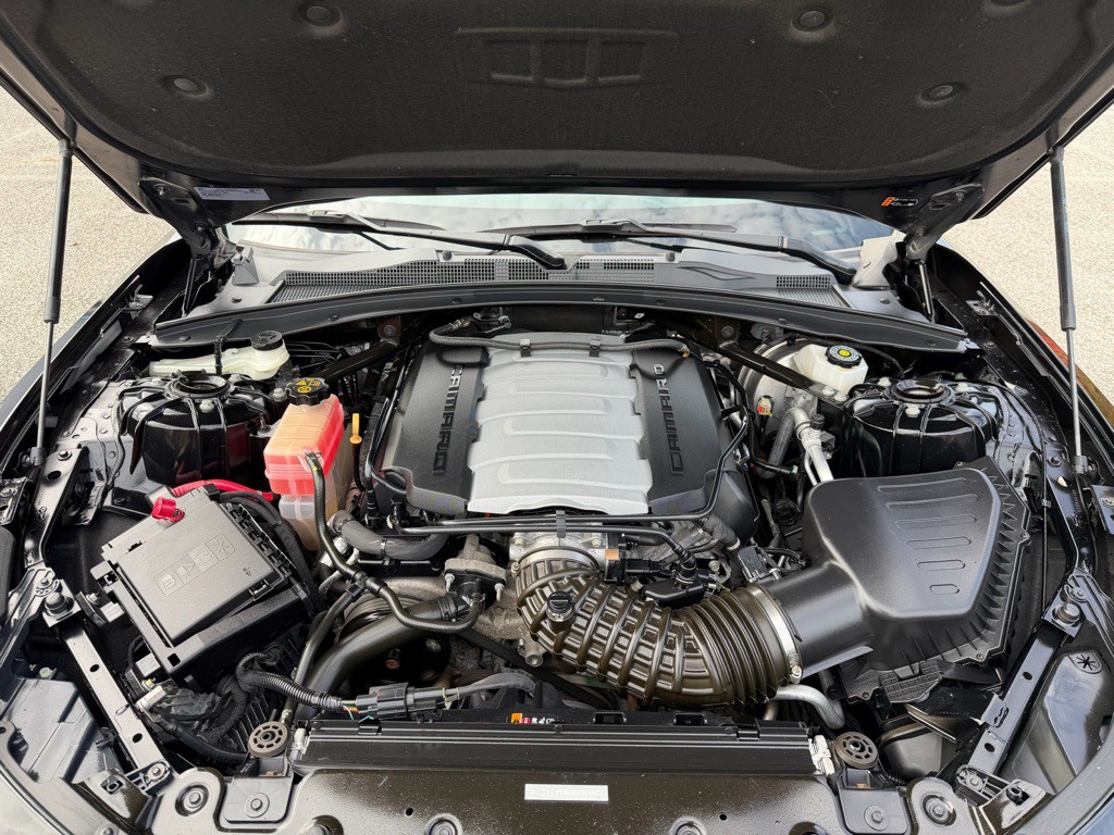 2021 Chevrolet Camaro Image 17