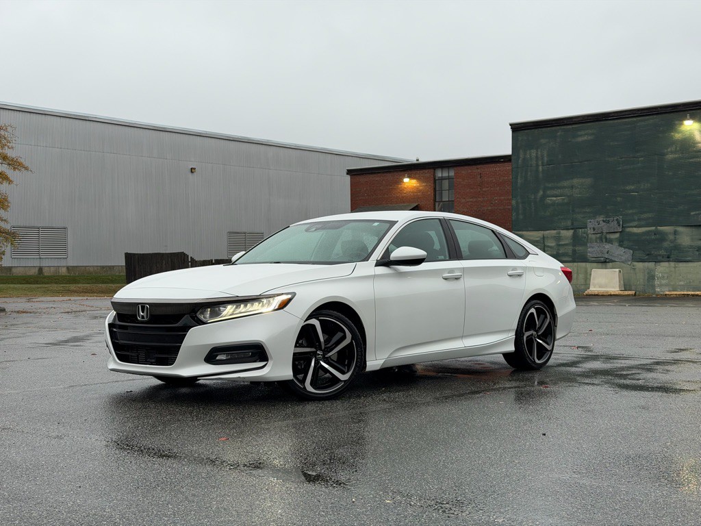 2020 Honda Accord Image 1
