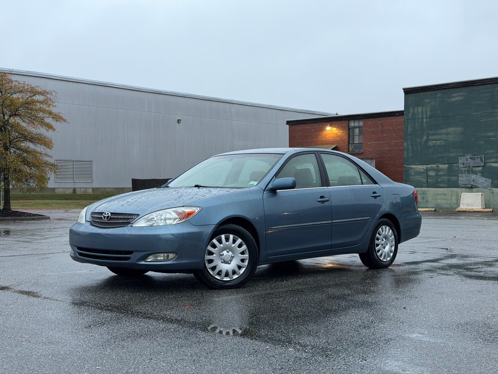 2003 Toyota Camry Image 1