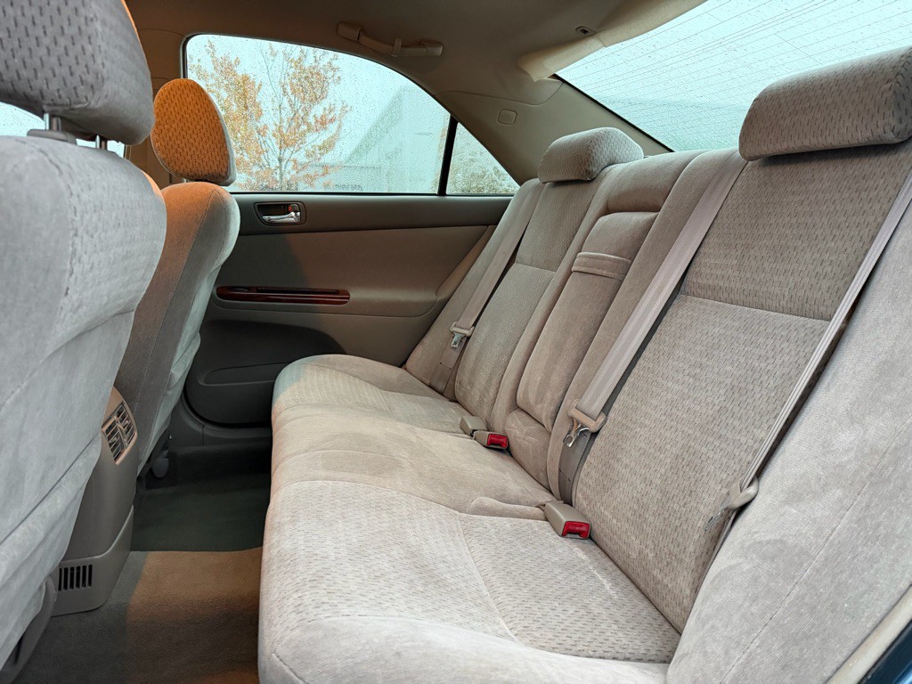 2003 Toyota Camry Image 28
