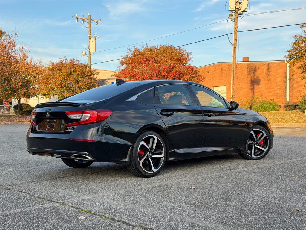 2018 Honda Accord Image 6