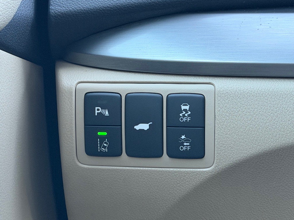 2017 Acura RDX Image 16