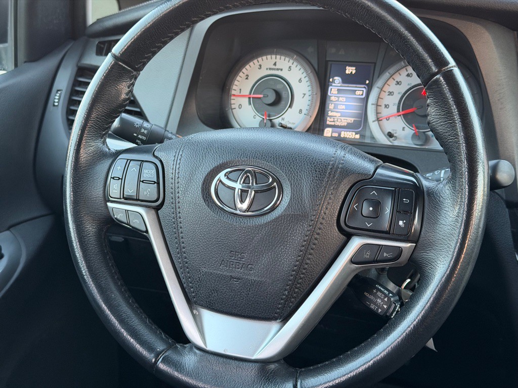 2020 Toyota Sienna Image 17