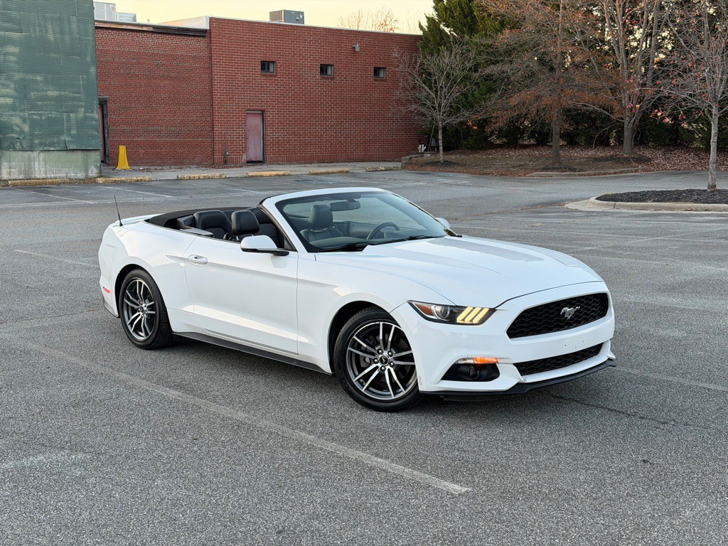 2016 Ford Mustang Image 4