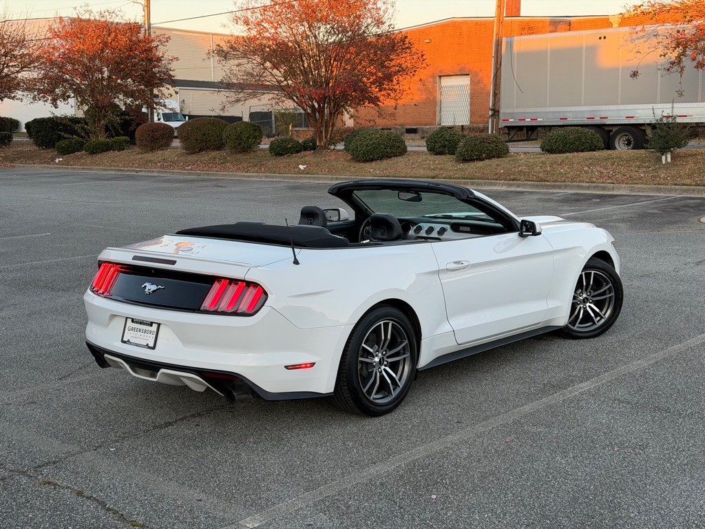 2016 Ford Mustang Image 6