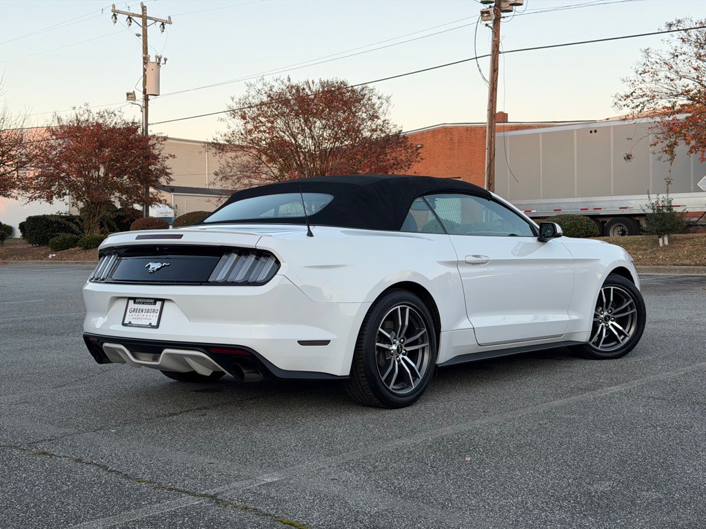 2016 Ford Mustang Image 12