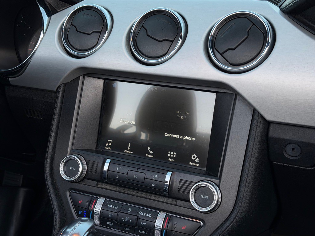 2016 Ford Mustang Image 21