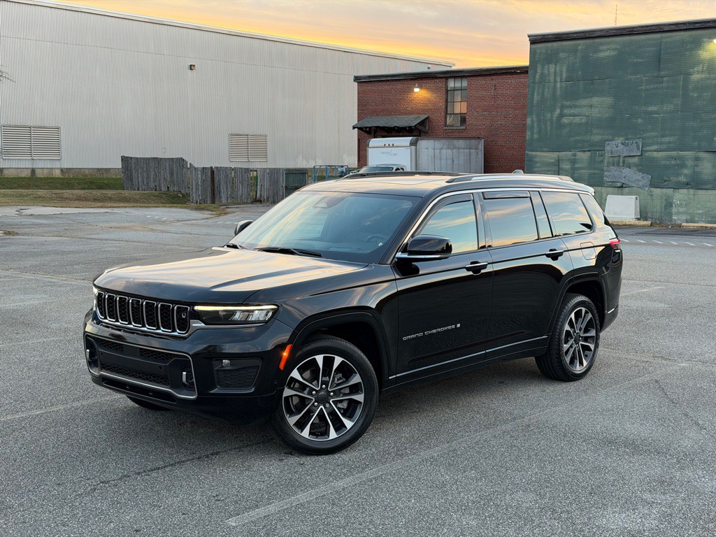 2021 Jeep Grand Cherokee Image 2