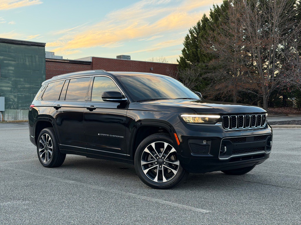 2021 Jeep Grand Cherokee Image 3
