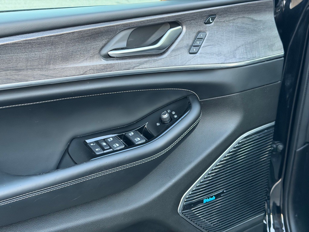 2021 Jeep Grand Cherokee Image 19