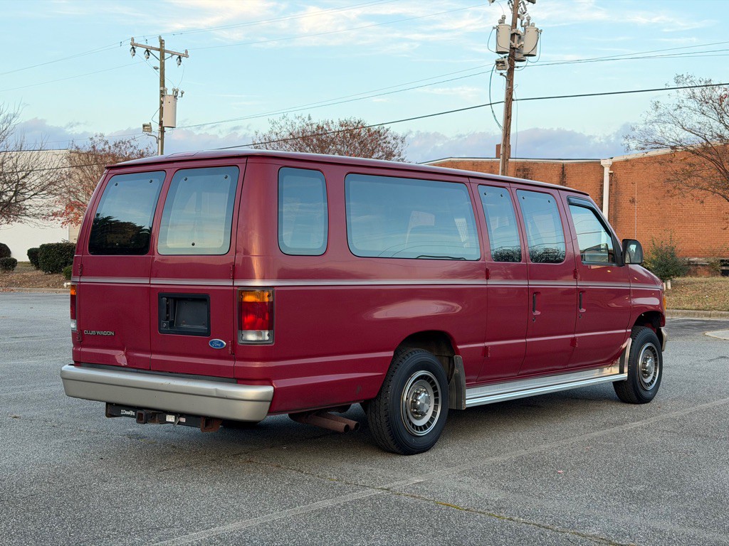 1992 Ford Econoline Image 4