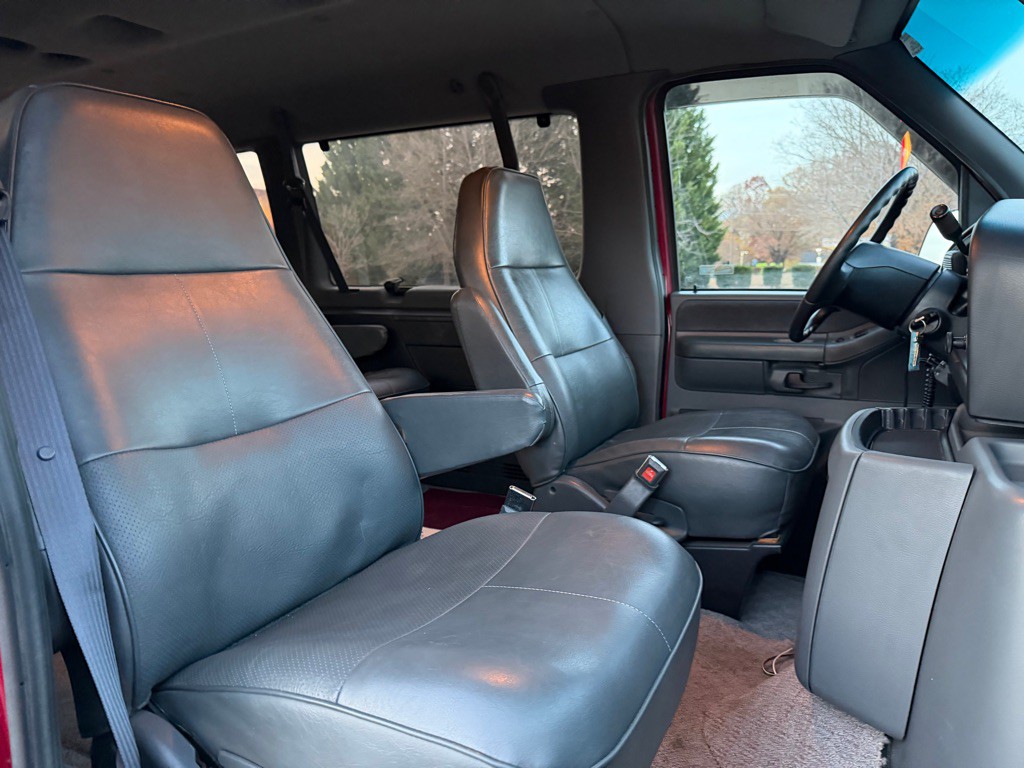 1992 Ford Econoline Image 22