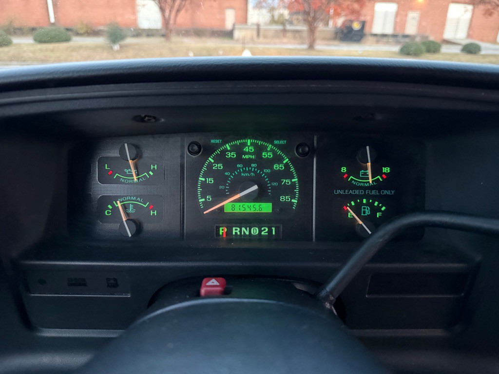 1992 Ford Econoline Image 25