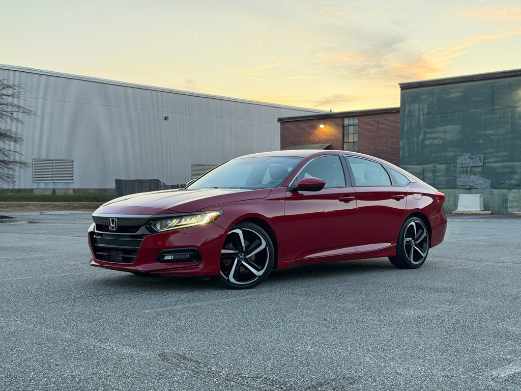 2018 Honda Accord Image 1