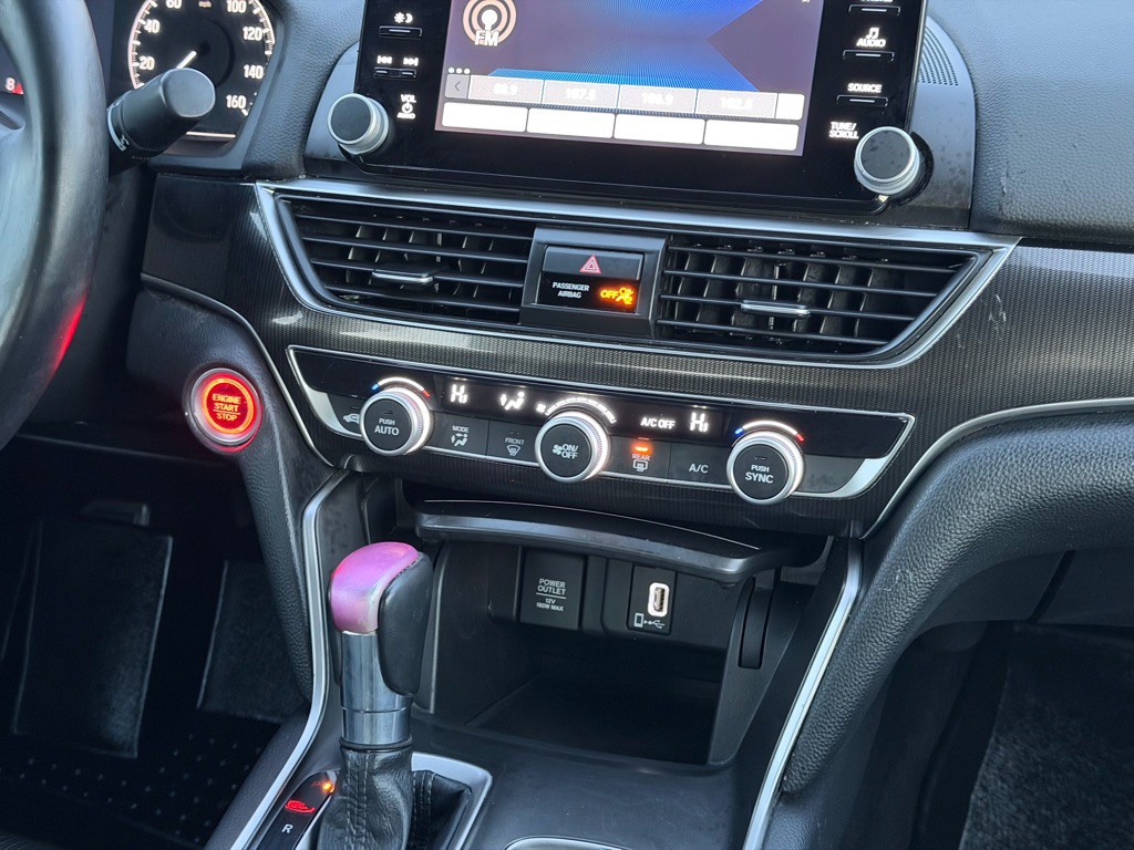 2018 Honda Accord Image 13