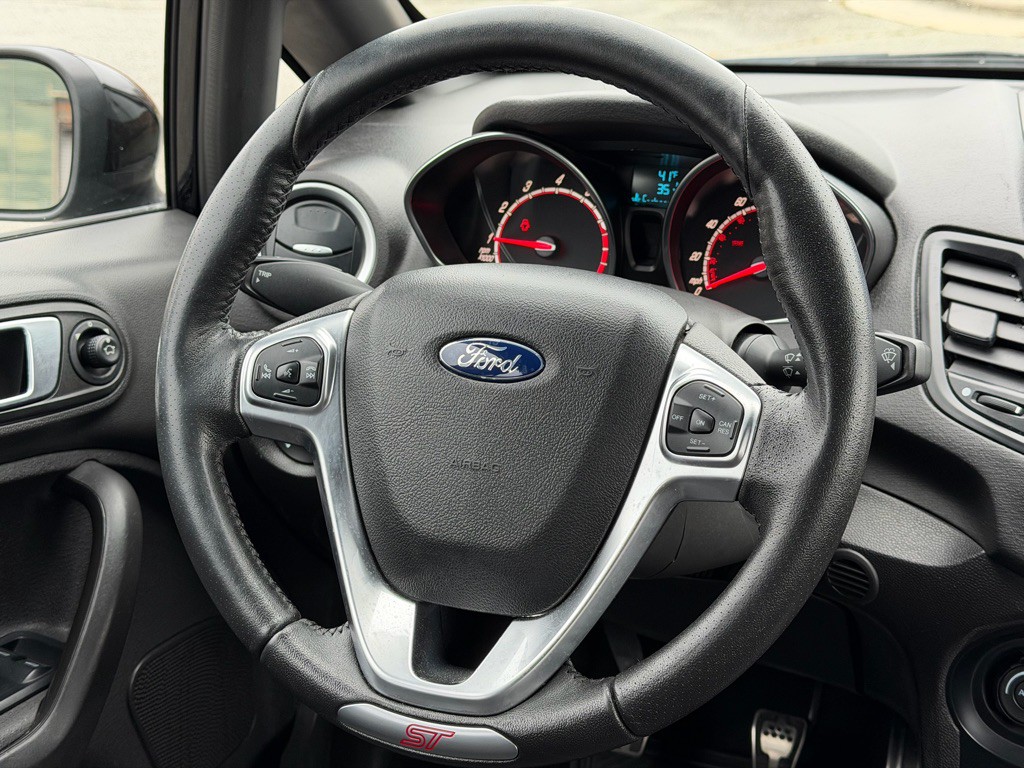 2019 Ford Fiesta Image 12