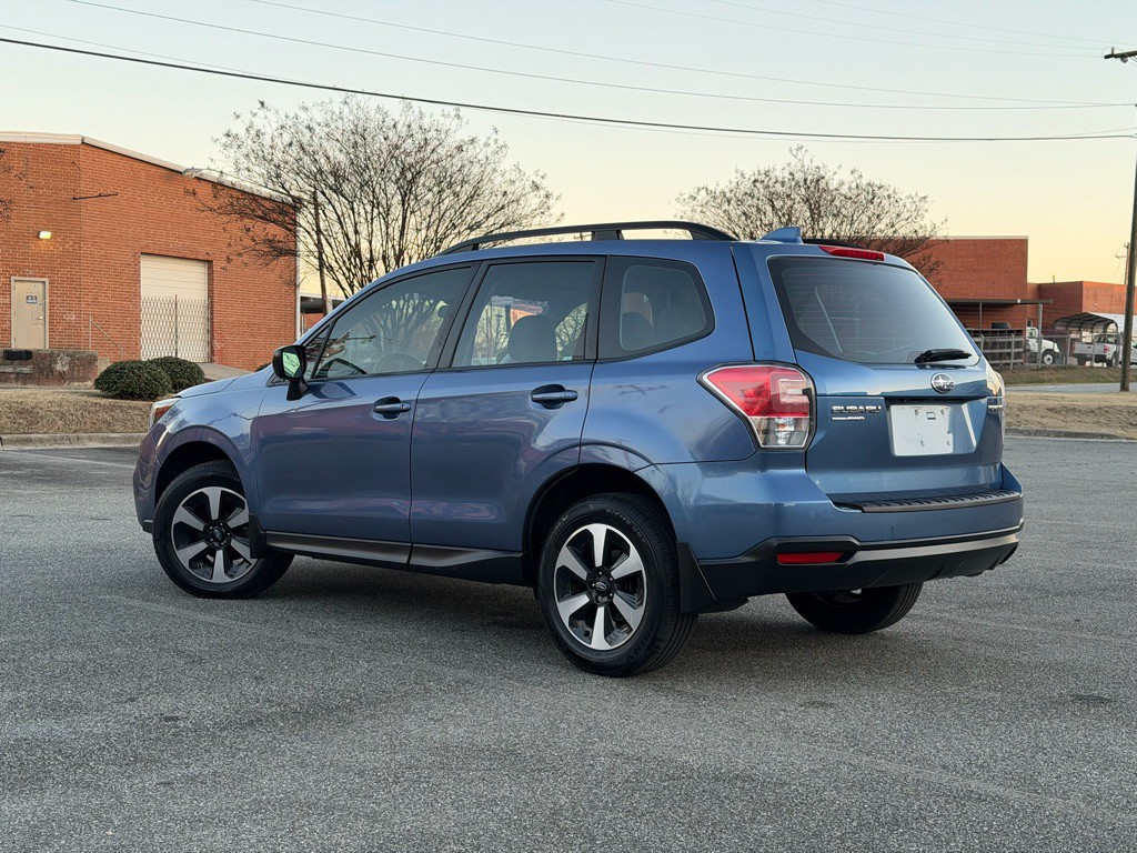 2018 Subaru Forester Image 6