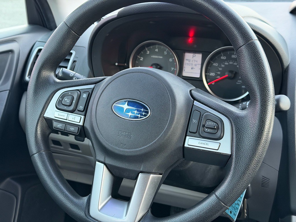2018 Subaru Forester Image 11