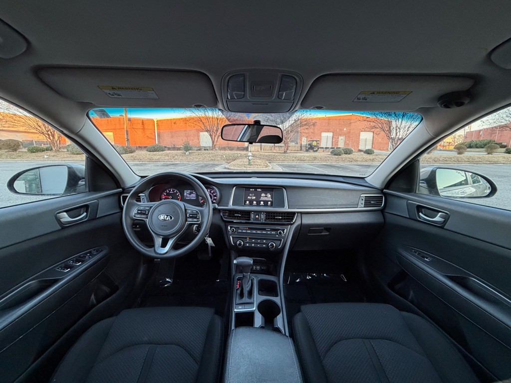 2018 Kia Optima Image 11