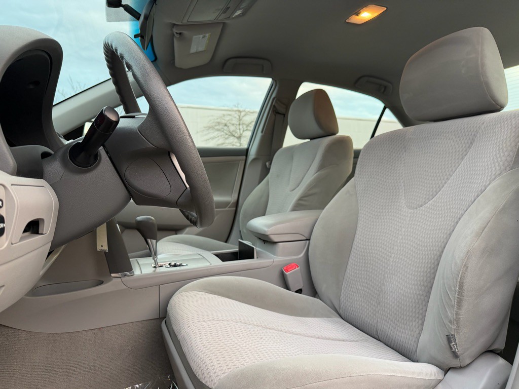 2010 Toyota Camry Image 15