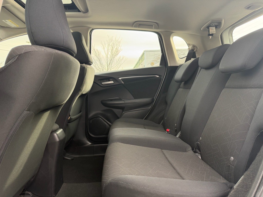 2015 Honda Fit Image 9