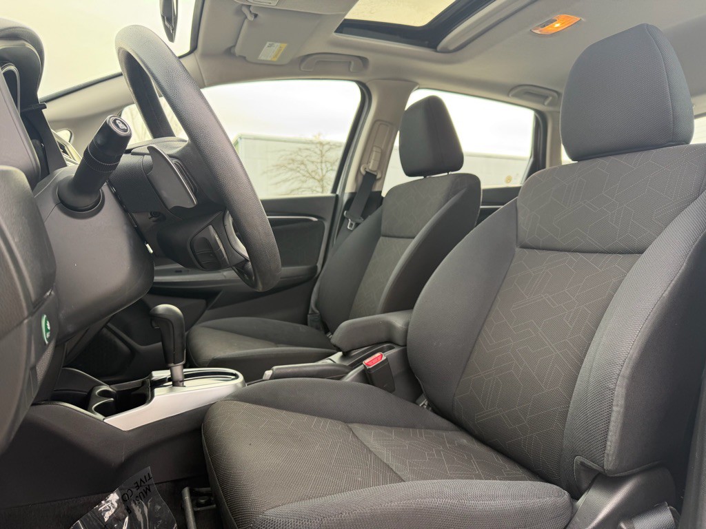 2015 Honda Fit Image 18