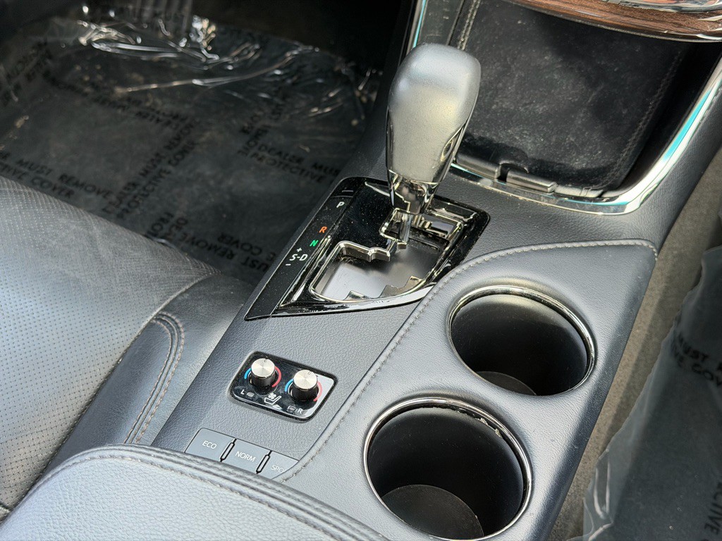 2013 Toyota Avalon Image 13