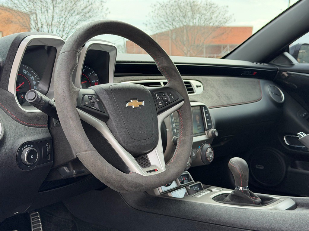 2013 Chevrolet Camaro Image 12