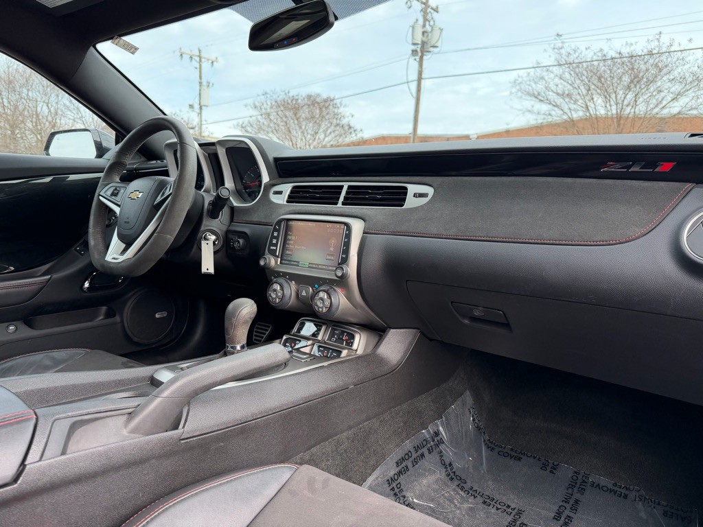 2013 Chevrolet Camaro Image 18