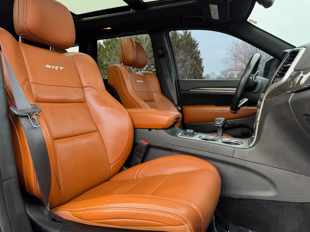 2014 Jeep Grand Cherokee Image 18