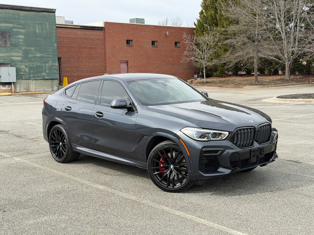 2022 BMW X6 Image 4
