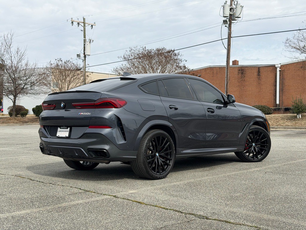 2022 BMW X6 Image 5