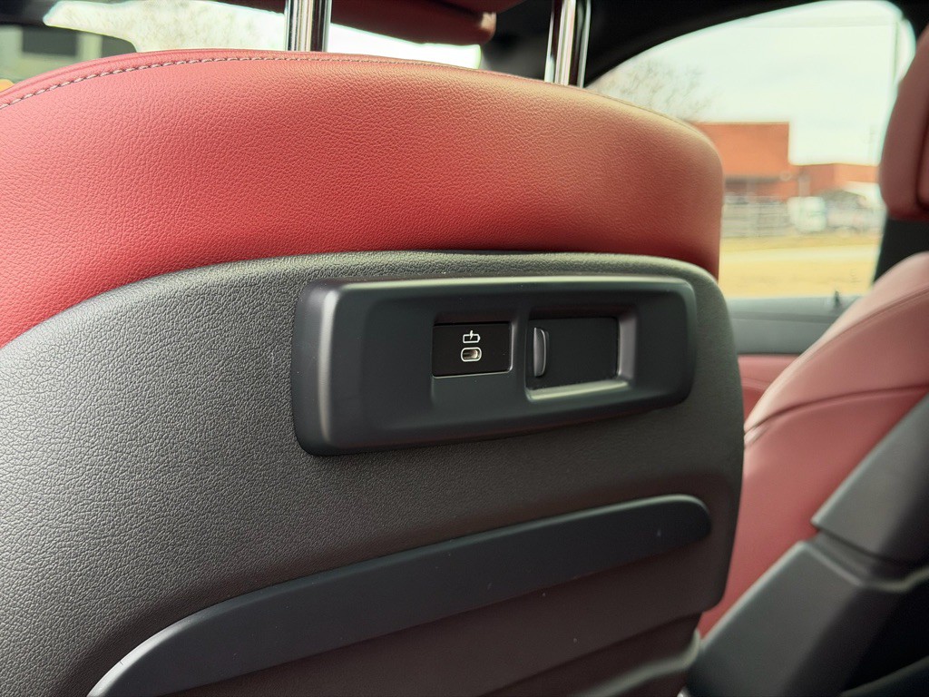 2022 BMW X6 Image 11