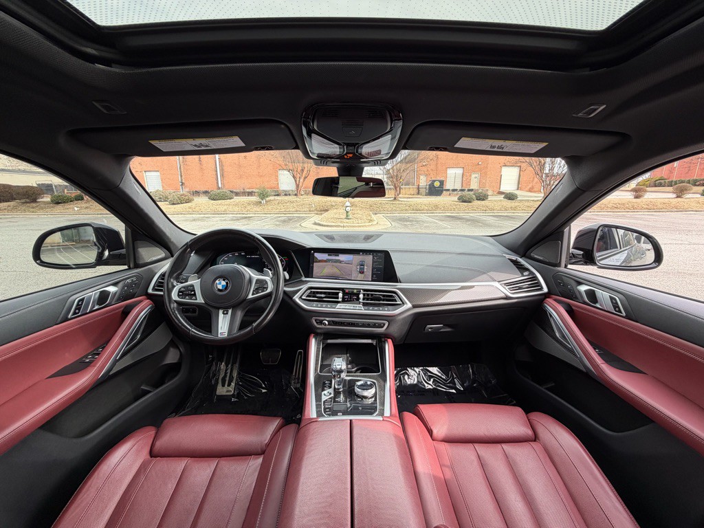 2022 BMW X6 Image 12