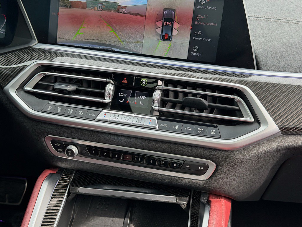 2022 BMW X6 Image 17