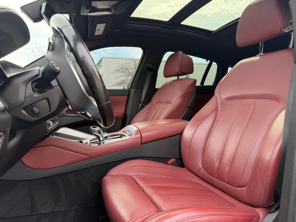 2022 BMW X6 Image 22