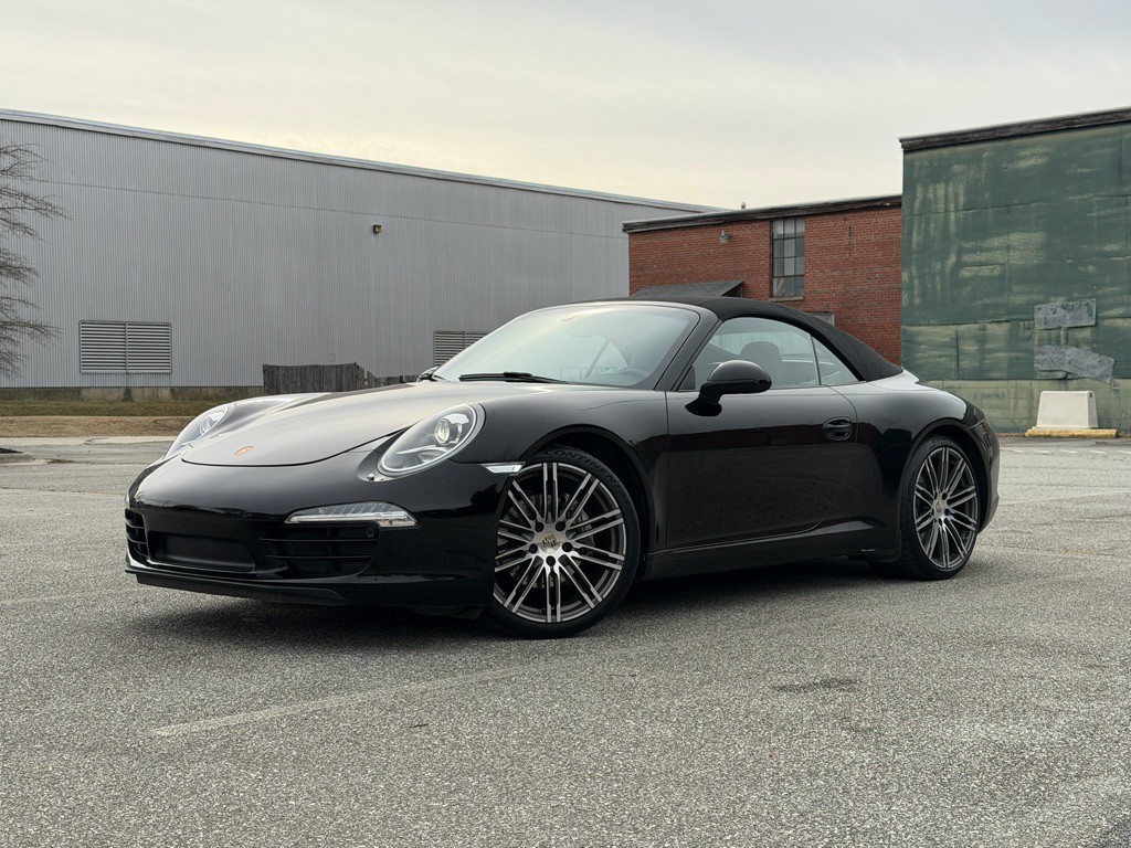 2015 Porsche 911 Image 3
