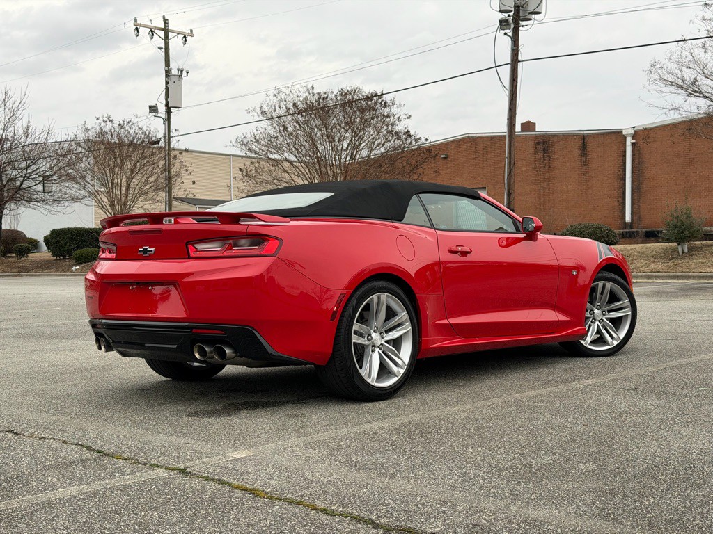 2017 Chevrolet Camaro Image 5