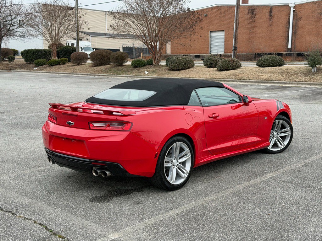 2017 Chevrolet Camaro Image 6