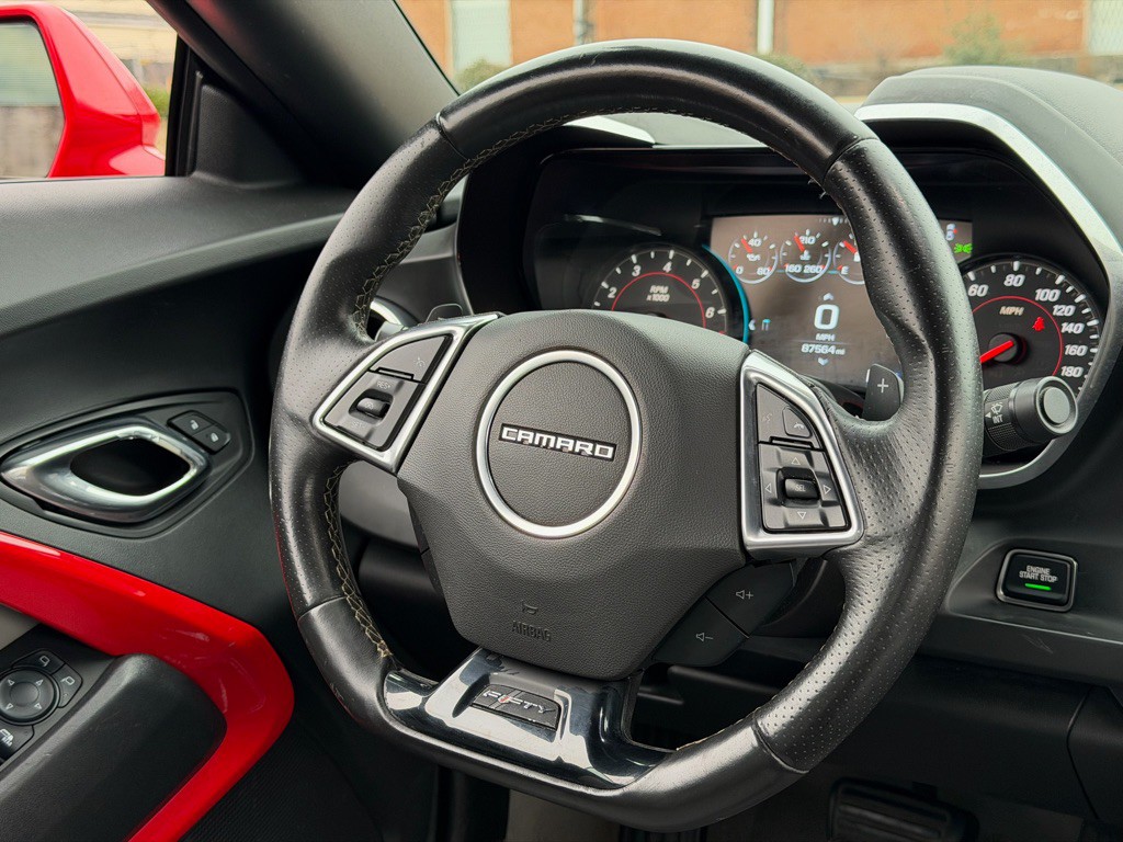 2017 Chevrolet Camaro Image 10