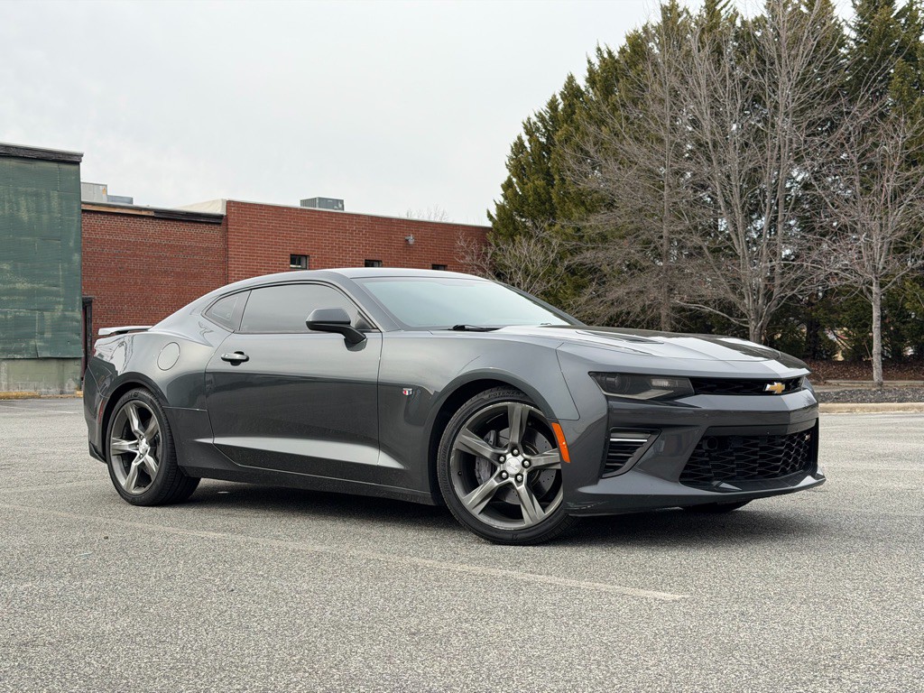 2017 Chevrolet Camaro Image 3