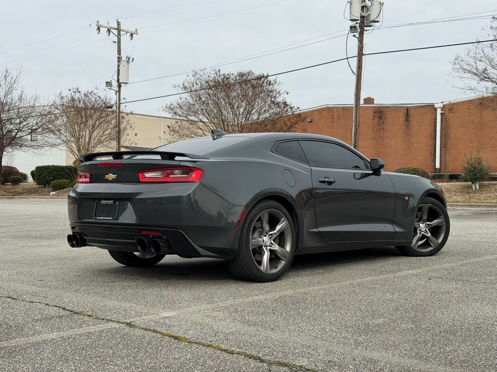 2017 Chevrolet Camaro Image 5