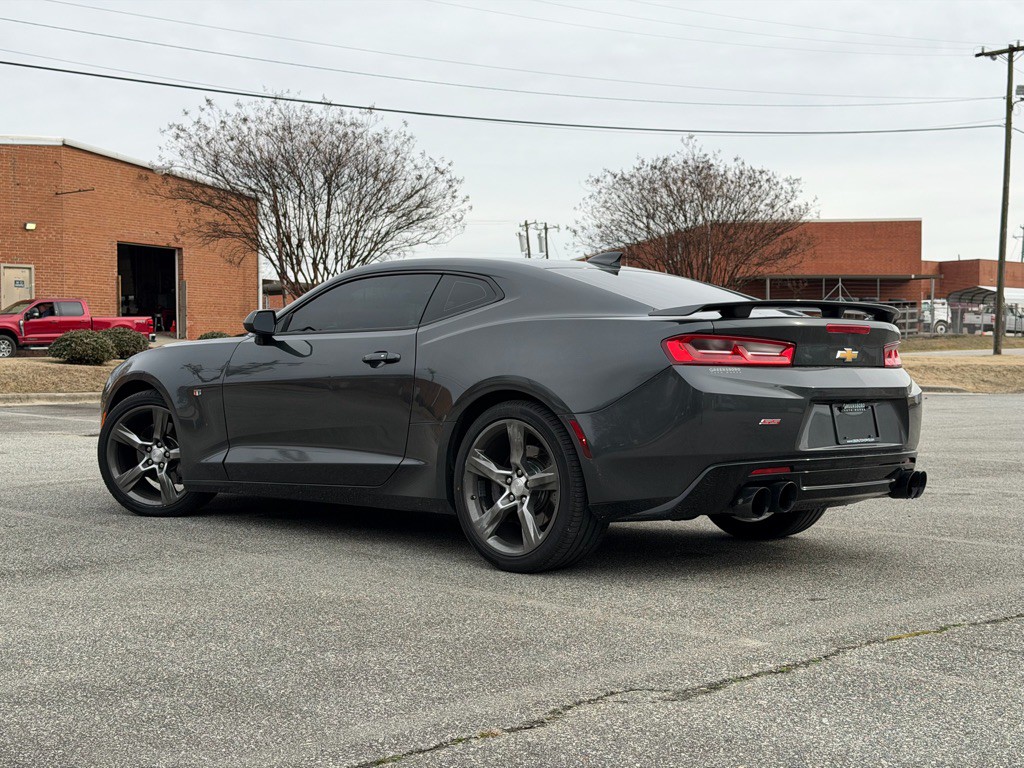 2017 Chevrolet Camaro Image 6
