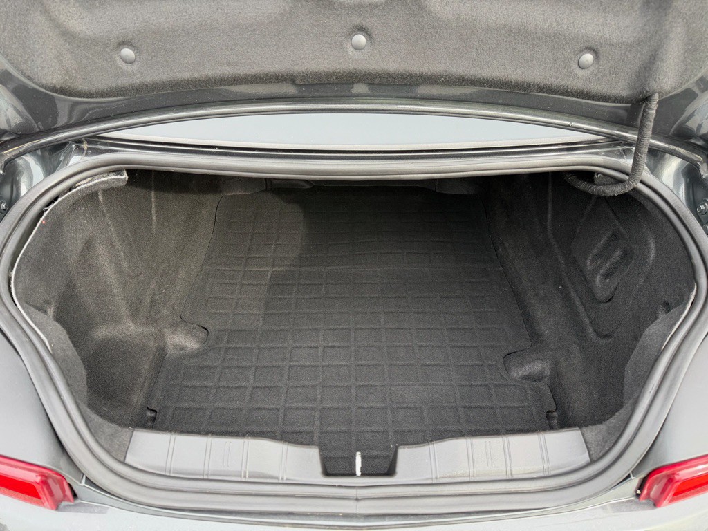 2017 Chevrolet Camaro Image 8