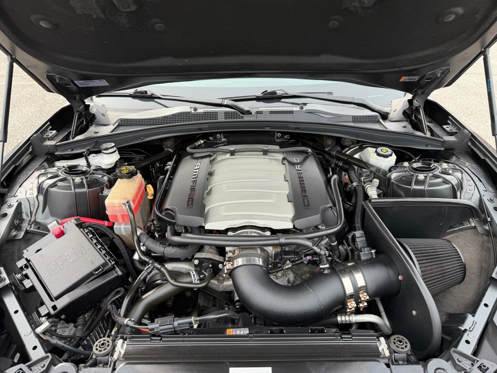 2017 Chevrolet Camaro Image 19