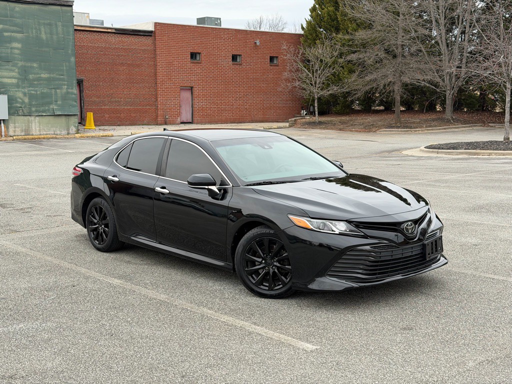 2019 Toyota Camry Image 4